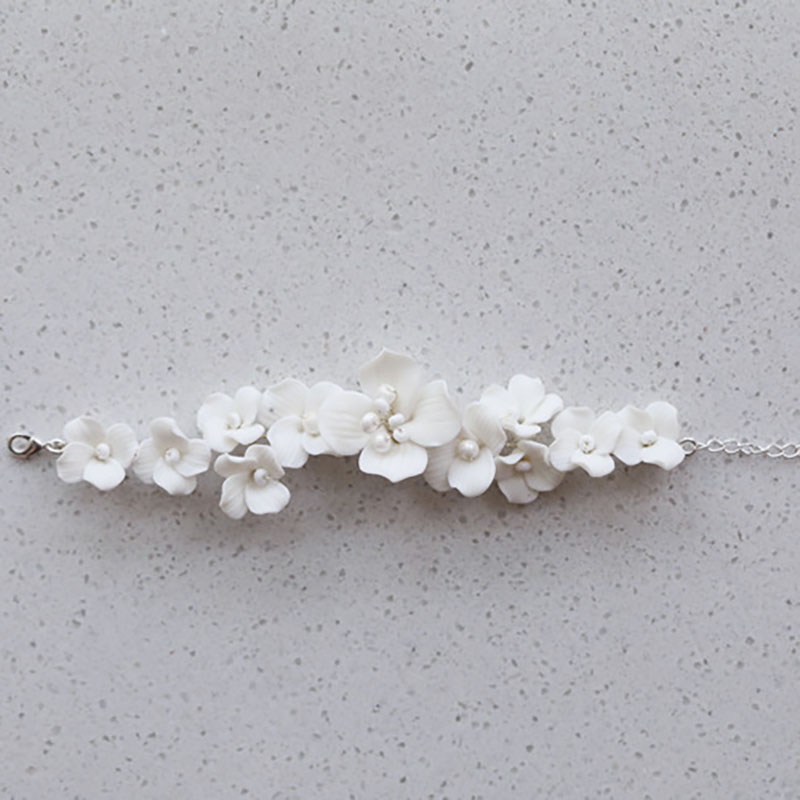White Porcelain Flower Bridal  - Snake Plant Ceramic บทวิจารณ์และราคา